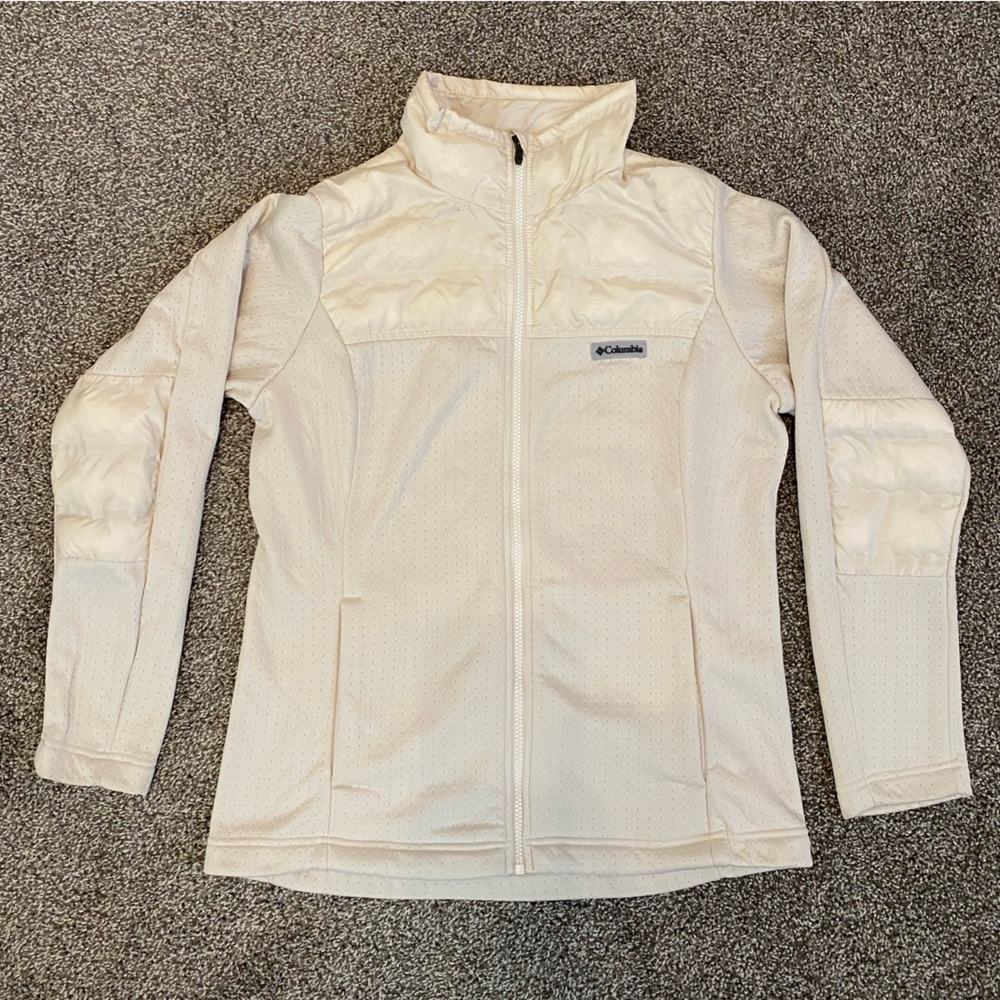 Columbia jacket, white, size medium, mix between puffer and hard shell